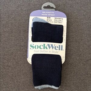 SockWell Women's Relaxed Fit Navy Socks - Light Blue Accent New S/M US 4-7.5